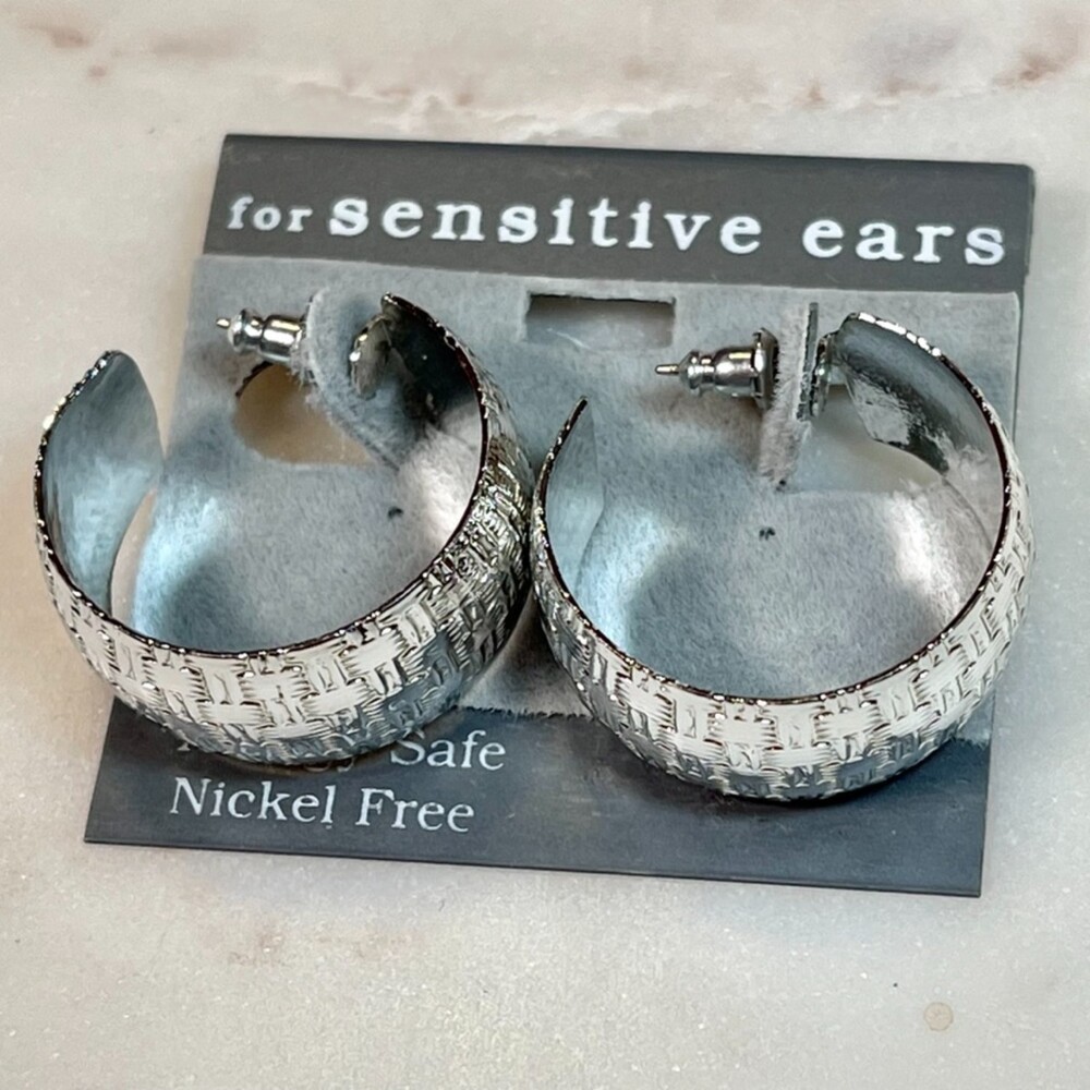 Vintage Silver Tone Hoop Earrings for Sensitive Ears